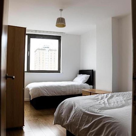 Modern 2 Bedroom Apartment Near Tower Bridge Free Parking Londra Exterior foto